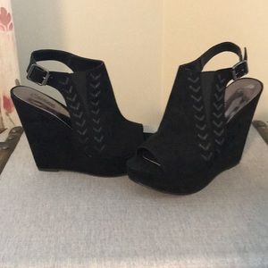 Carlos Santana Size 9 (US)